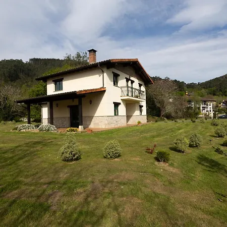 Villa Urdaibai *