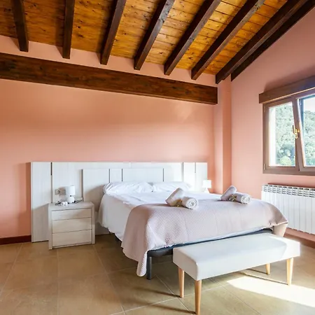 Urdaibai Villa *